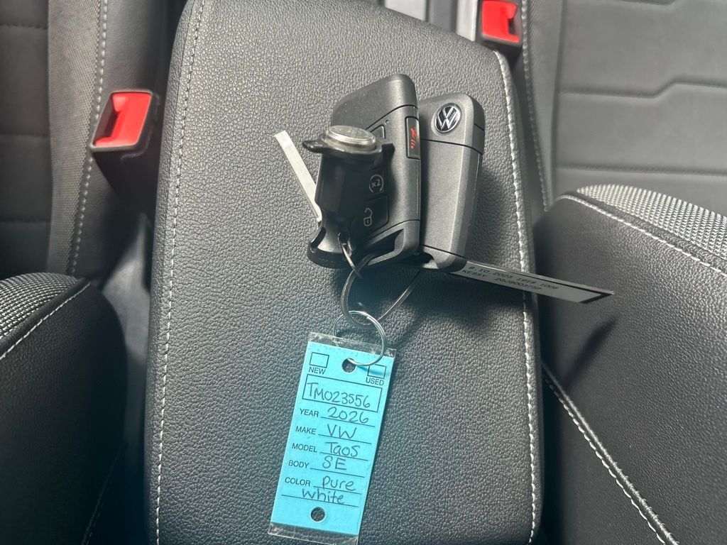 2026 Volkswagen Taos 1.5T SE Black Tampa FL