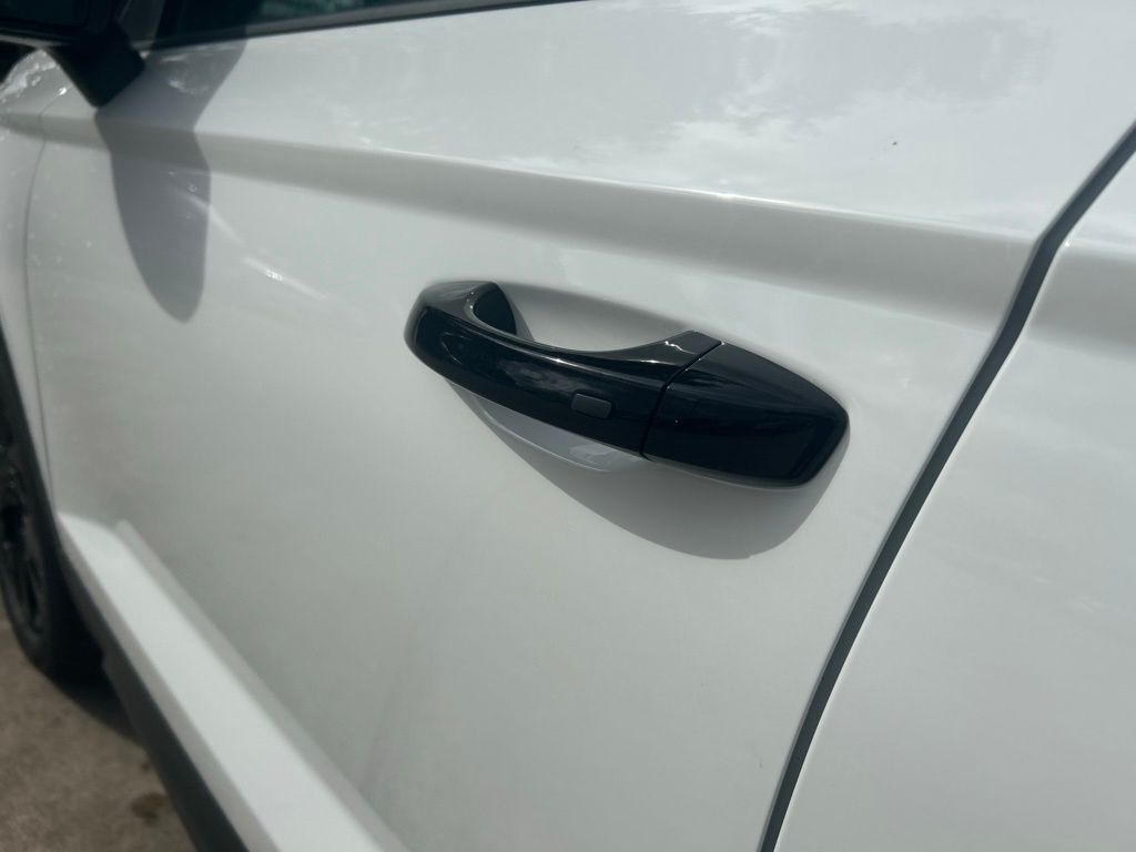 2026 Volkswagen Taos 1.5T SE Black Tampa FL