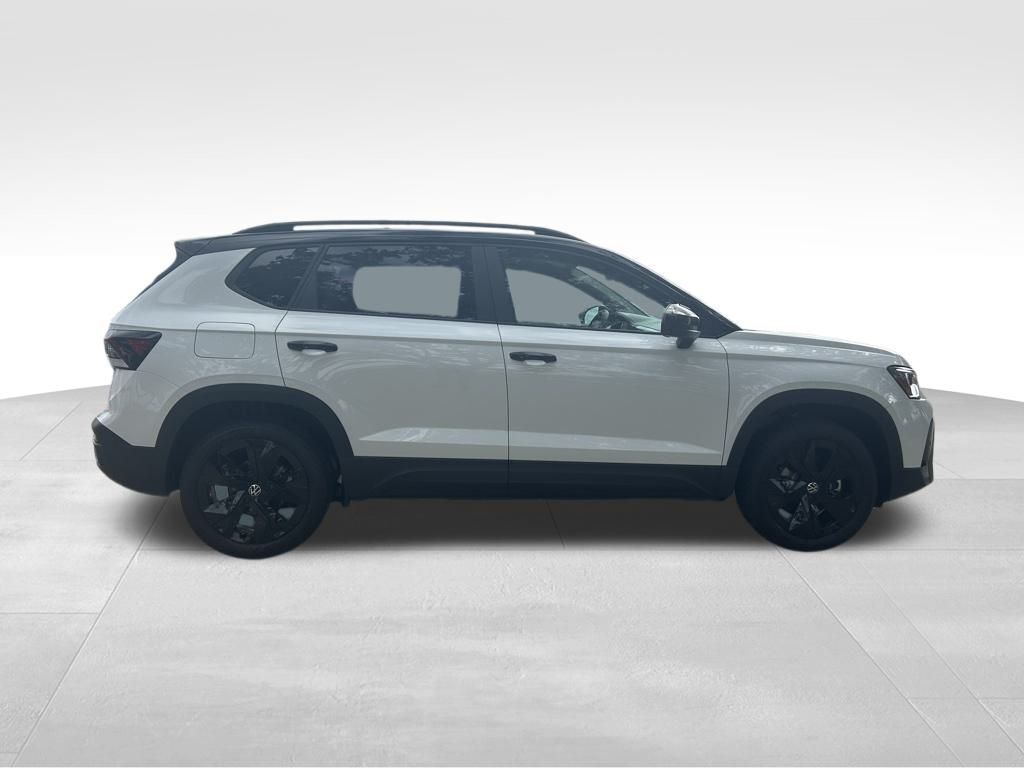 2026 Volkswagen Taos 1.5T SE Black Tampa FL