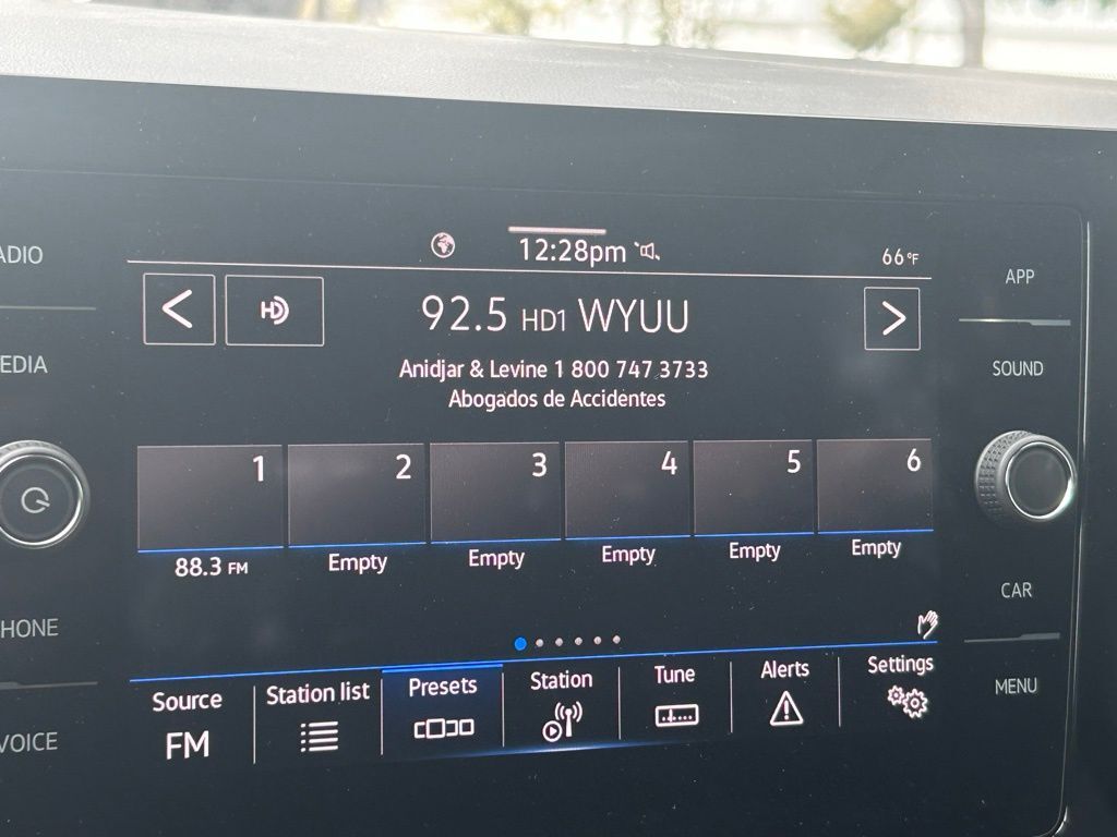 2026 Volkswagen Taos 1.5T SE Black Tampa FL