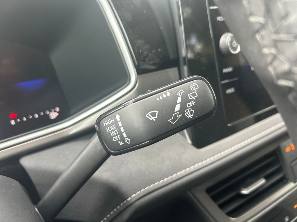 2026 Volkswagen Taos 1.5T SE Black Tampa FL