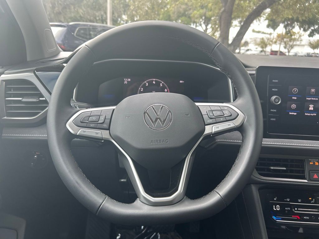 2026 Volkswagen Taos 1.5T SE Black Tampa FL