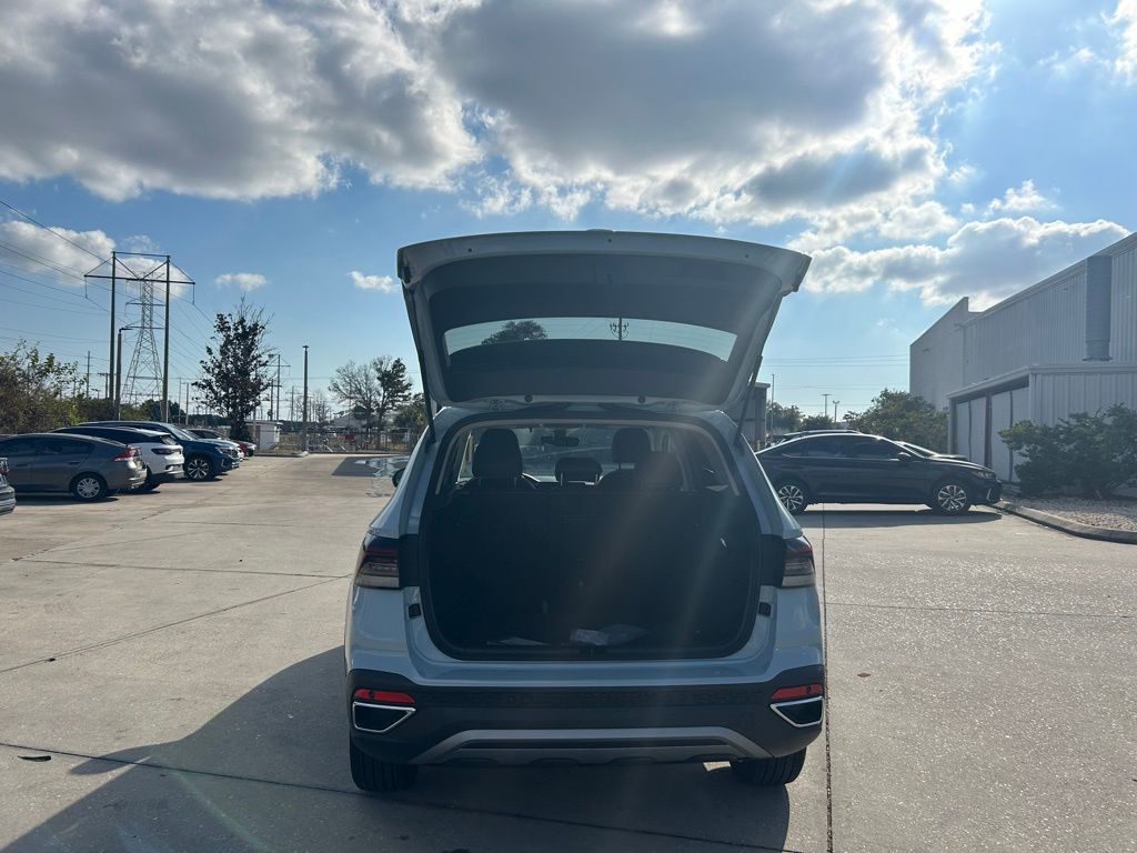 2026 Volkswagen Taos 1.5T SE Tampa FL