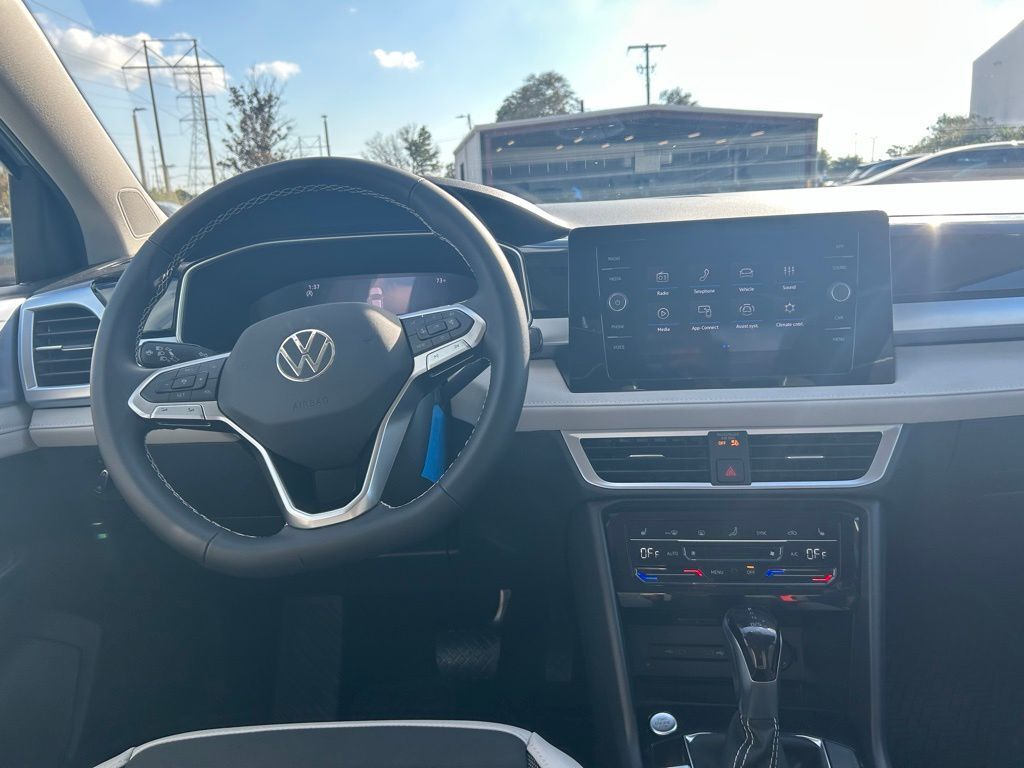 2026 Volkswagen Taos 1.5T SE Tampa FL
