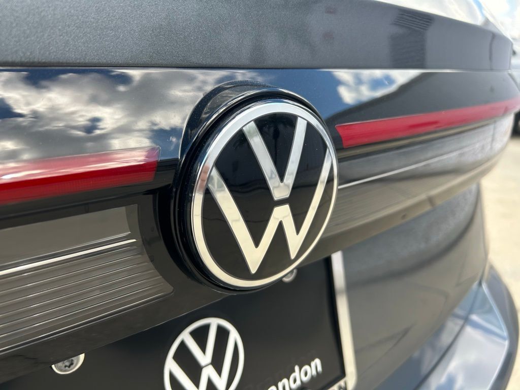 2026 Volkswagen Taos 1.5T SE Tampa FL