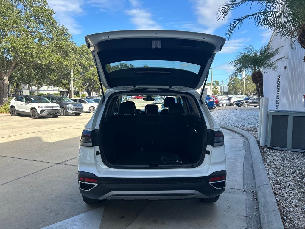 2026 Volkswagen Taos 1.5T SE Tampa FL