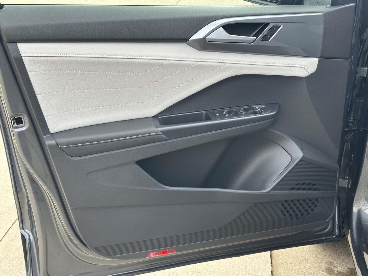 2026 Volkswagen Taos 1.5T SEL Woodbridge VA