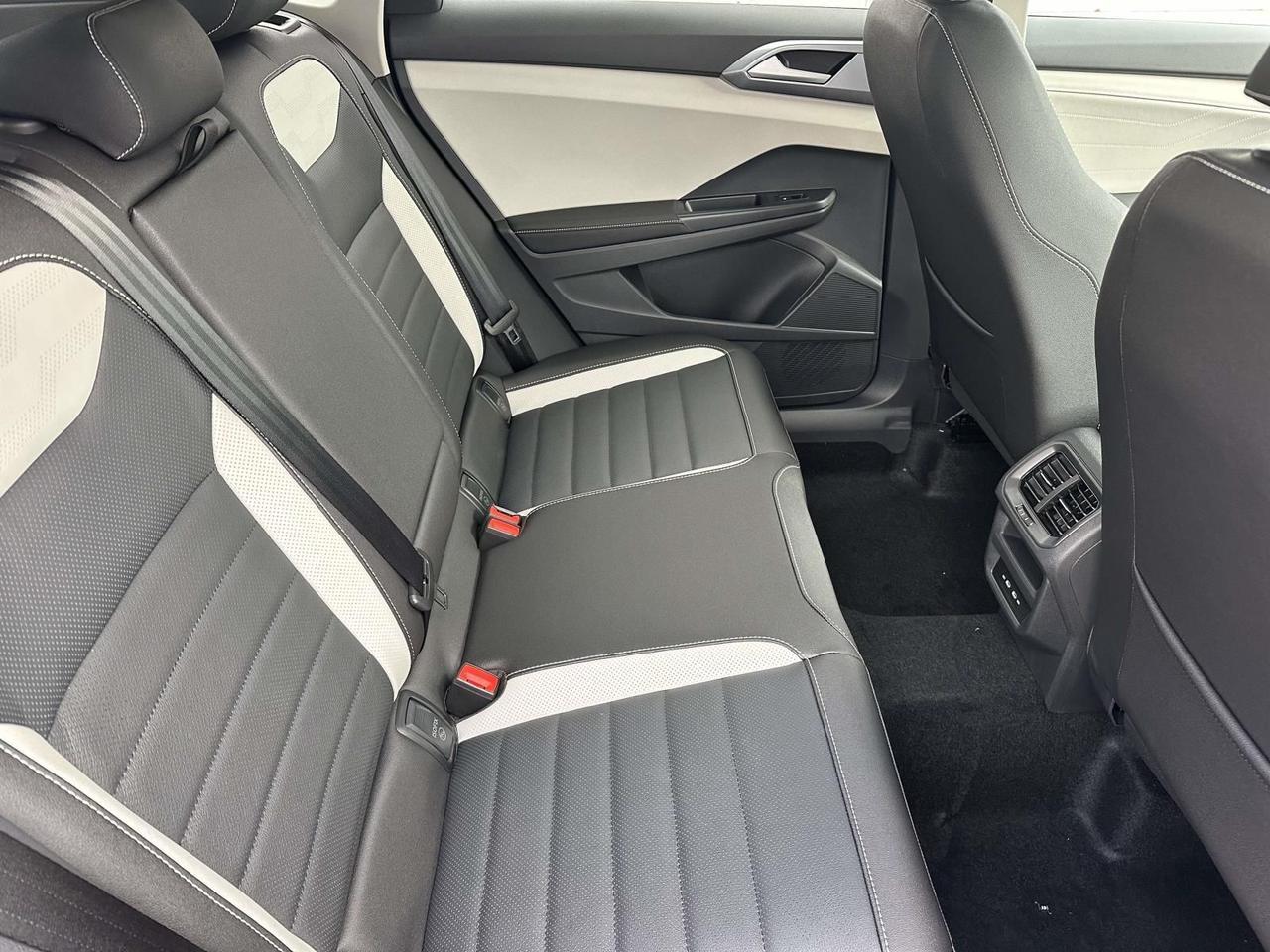 2026 Volkswagen Taos 1.5T SEL Woodbridge VA