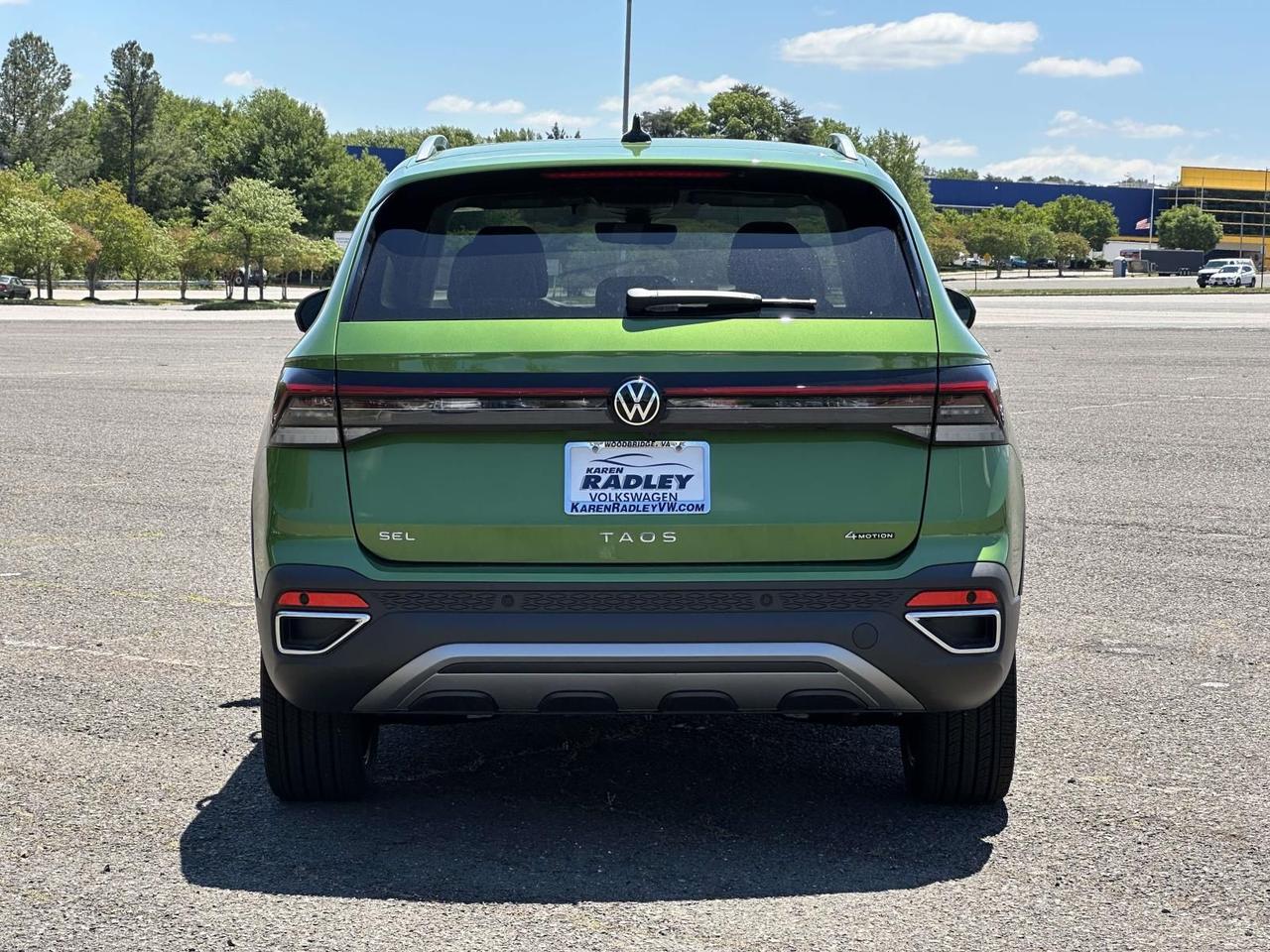 2026 Volkswagen Taos 1.5T SEL