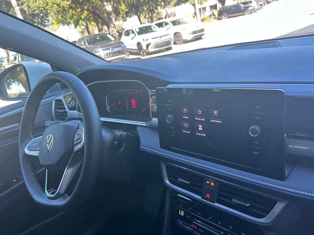 2026 Volkswagen Taos 1.5T SEL Tampa FL