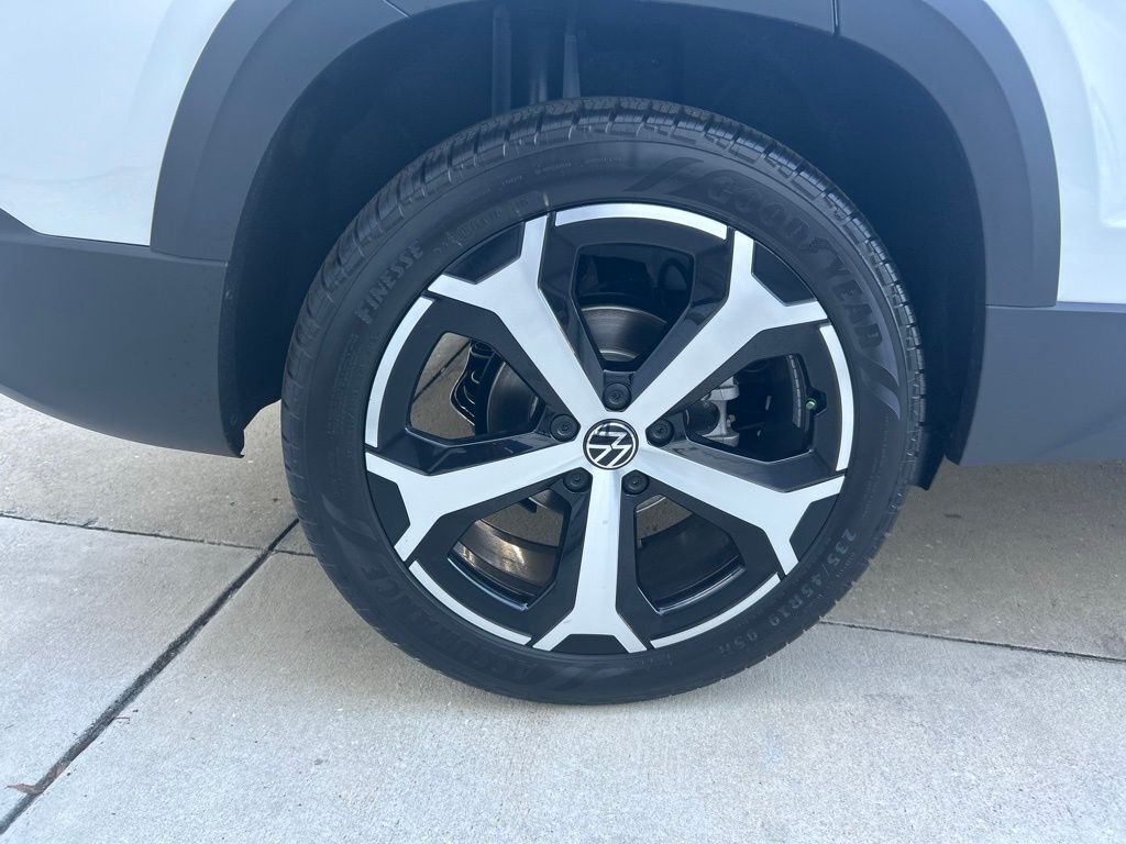 2026 Volkswagen Taos 1.5T SEL Tampa FL