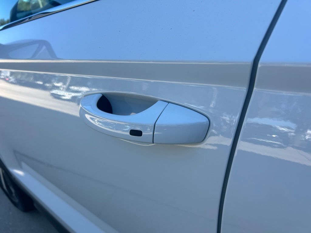 2026 Volkswagen Taos 1.5T SEL Tampa FL