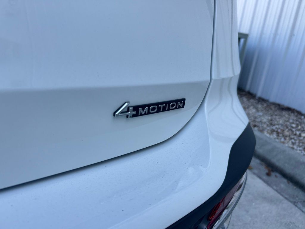 2026 Volkswagen Taos 1.5T SEL Tampa FL