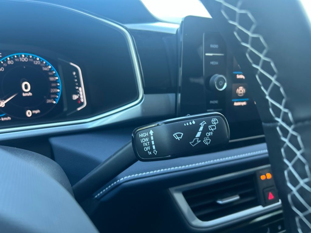 2026 Volkswagen Taos 1.5T SEL Tampa FL