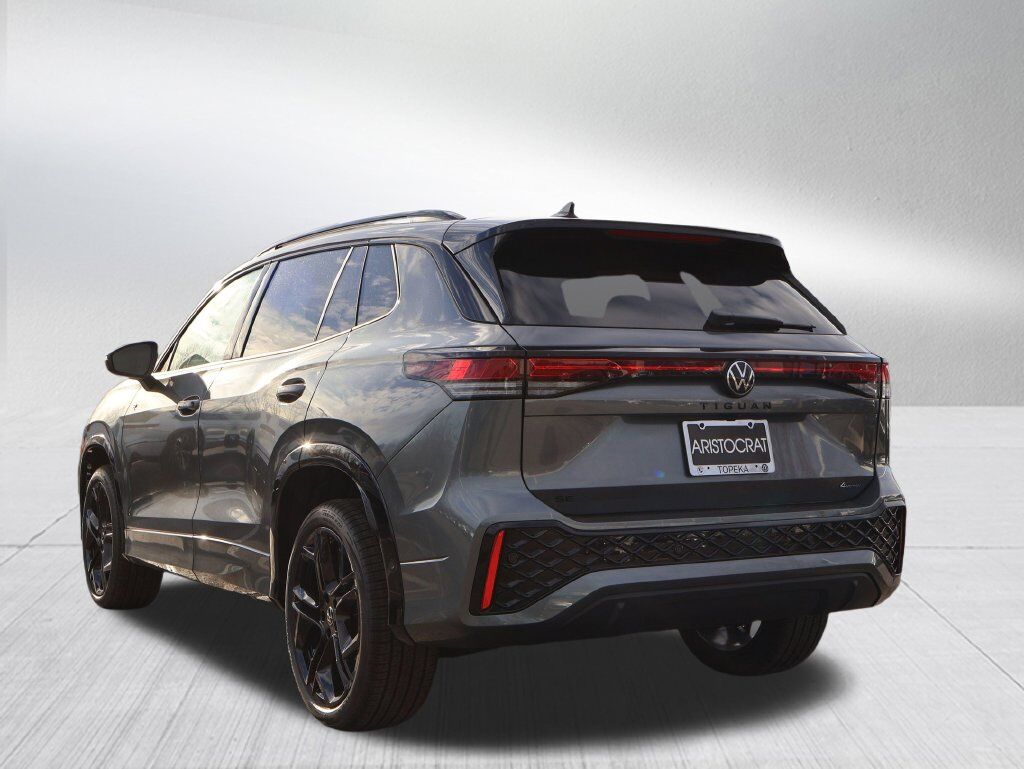 2026 Volkswagen Tiguan 2.0T SE R-Line Black San Clemente CA