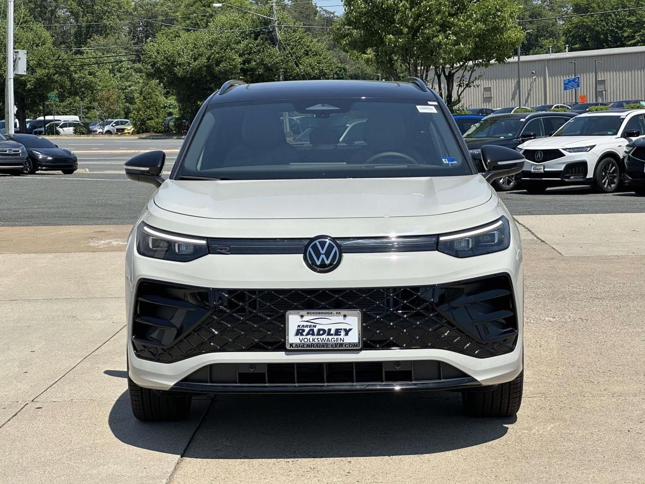 2026 Volkswagen Tiguan 2.0T SE R-Line Black Woodbridge VA