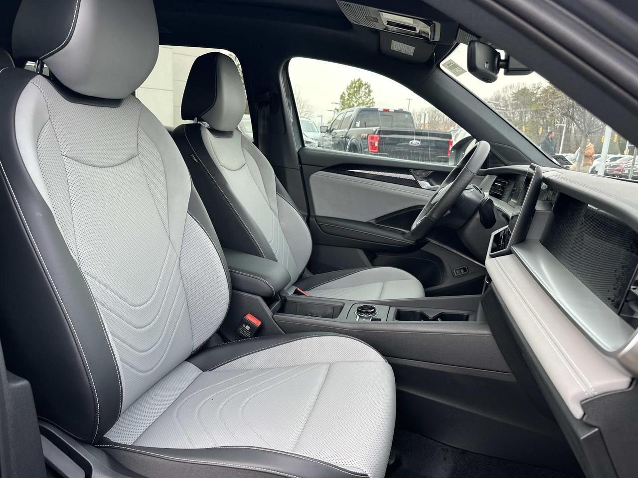 2026 Volkswagen Tiguan 2.0T SE R-Line Black Woodbridge VA