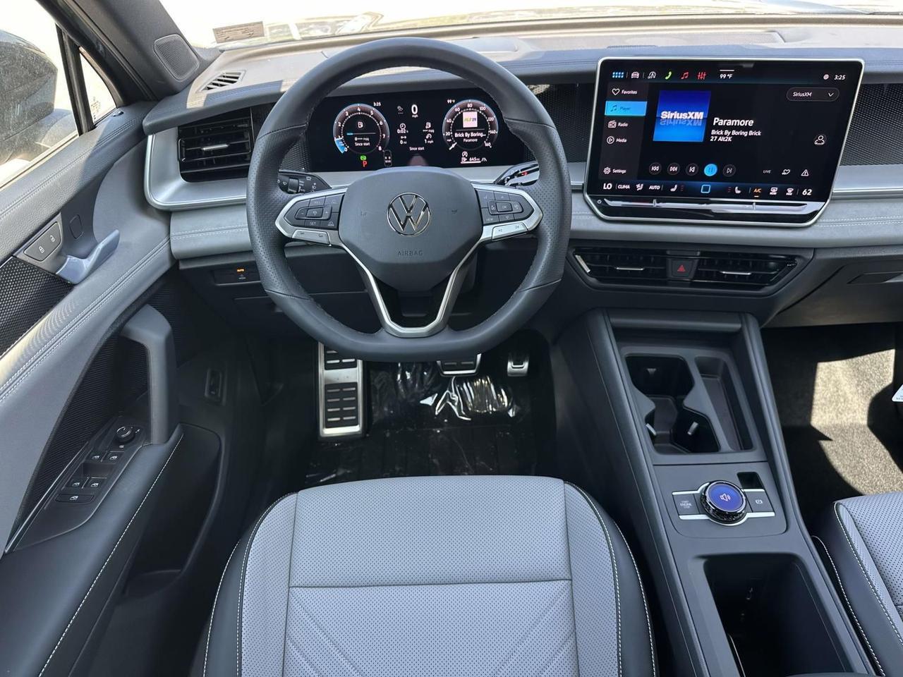 2026 Volkswagen Tiguan 2.0T SE R-Line Black Woodbridge VA