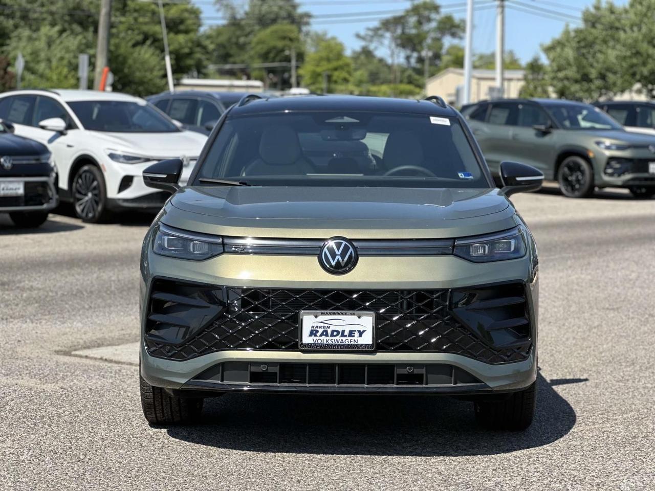 2026 Volkswagen Tiguan 2.0T SE R-Line Black Woodbridge VA