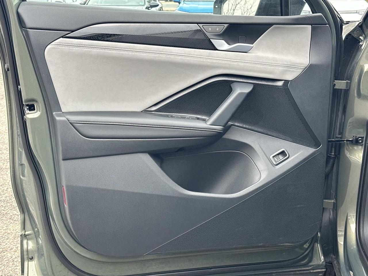 2026 Volkswagen Tiguan 2.0T SE R-Line Black Woodbridge VA