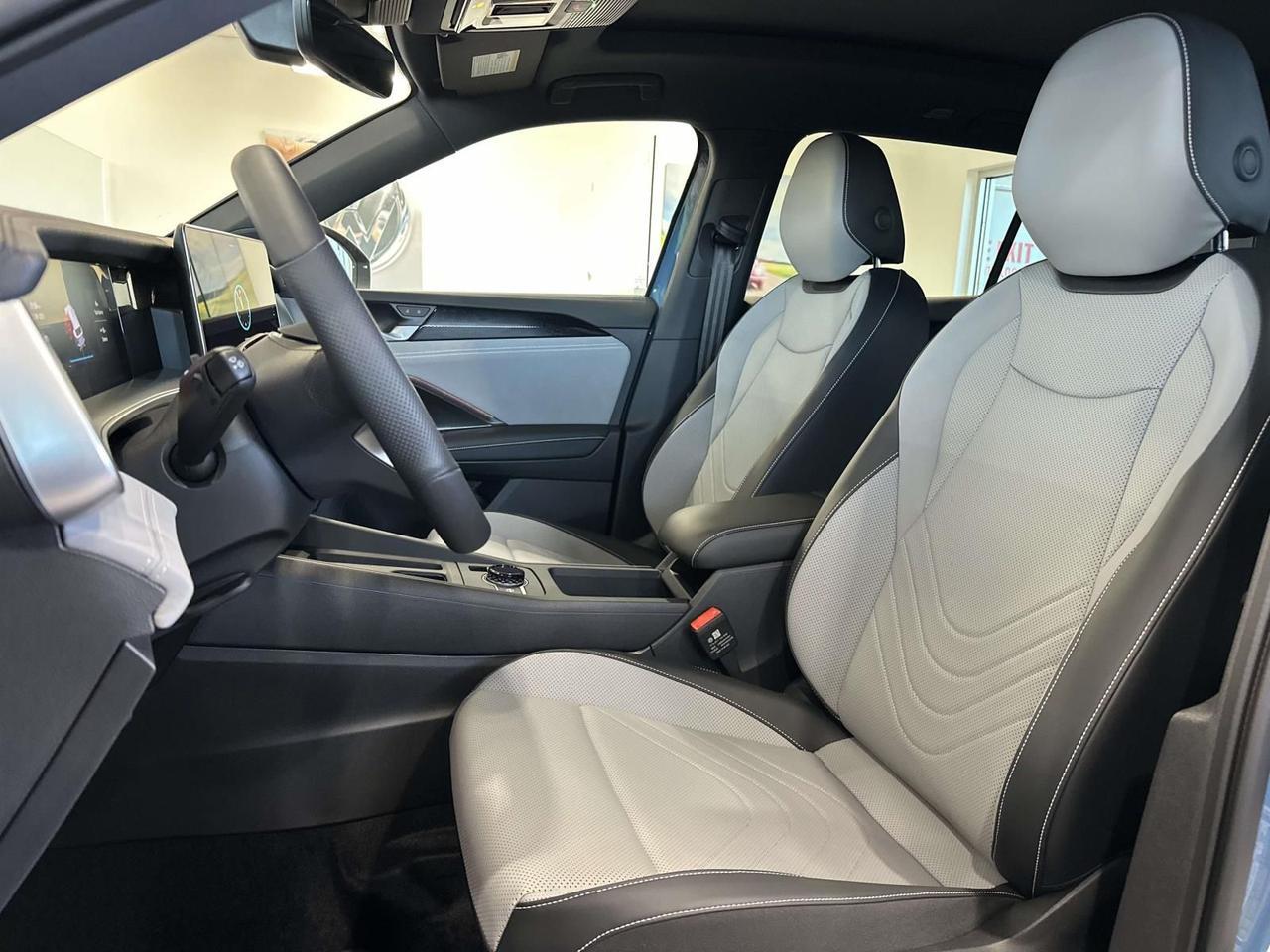 2026 Volkswagen Tiguan 2.0T SE R-Line Black Woodbridge VA