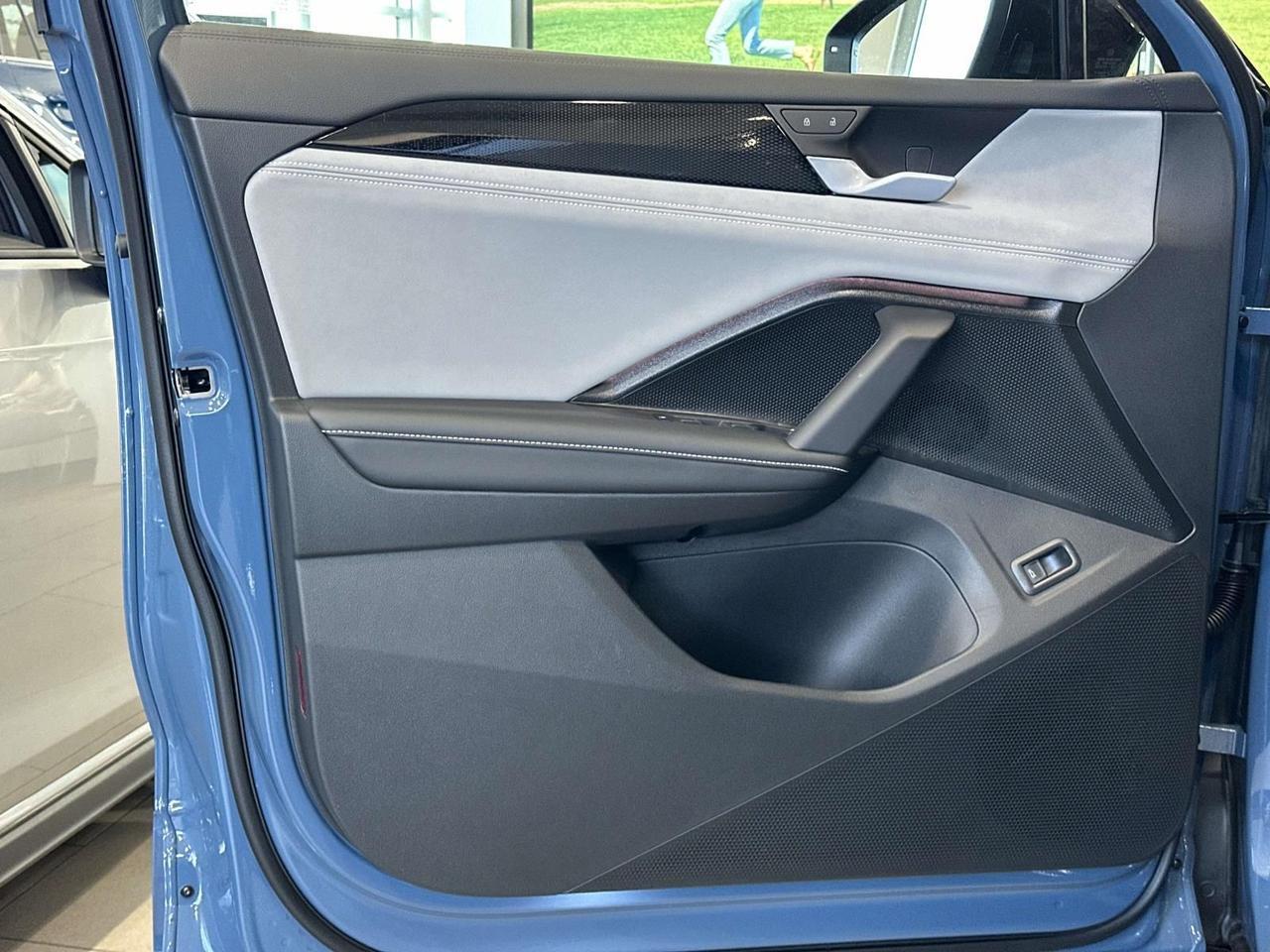 2026 Volkswagen Tiguan 2.0T SE R-Line Black Woodbridge VA