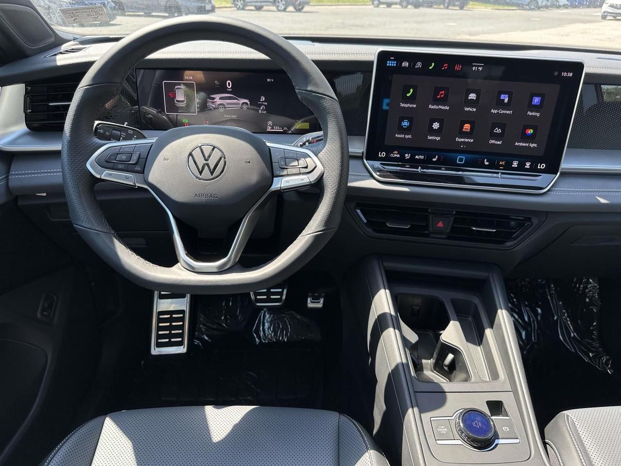 2026 Volkswagen Tiguan 2.0T SE R-Line Black Woodbridge VA