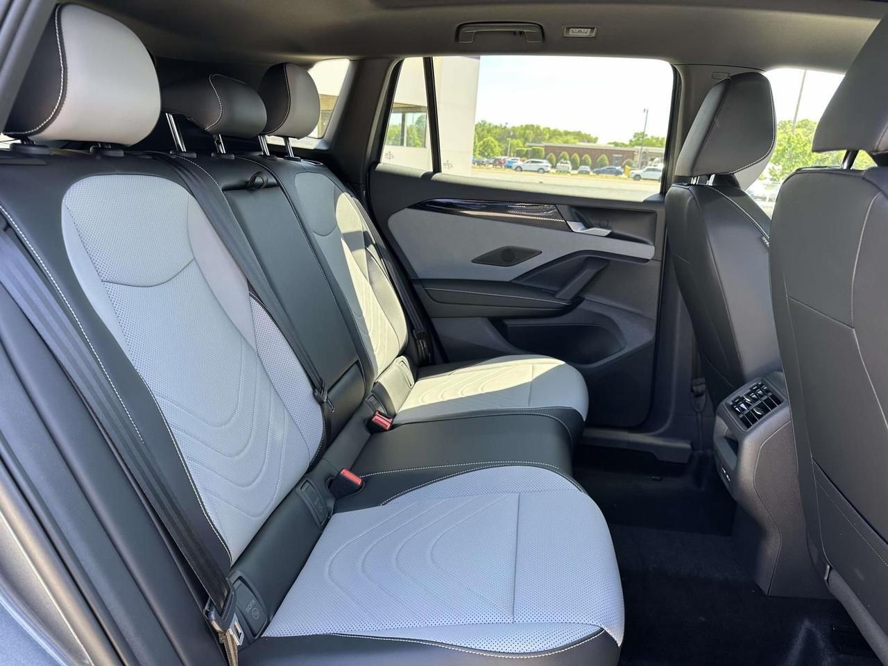 2026 Volkswagen Tiguan 2.0T SE R-Line Black Woodbridge VA