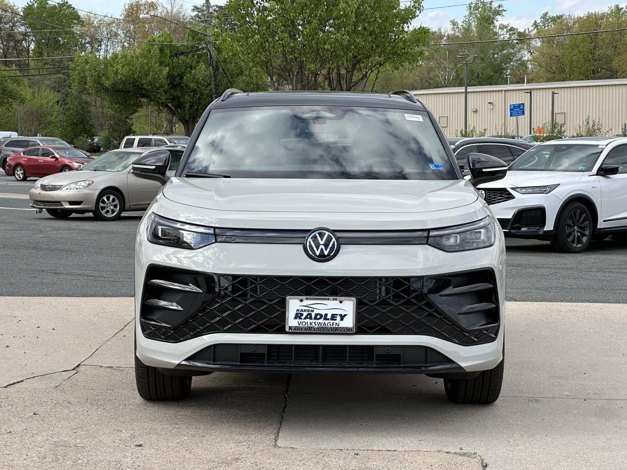 2026 Volkswagen Tiguan 2.0T SE R-Line Black Woodbridge VA