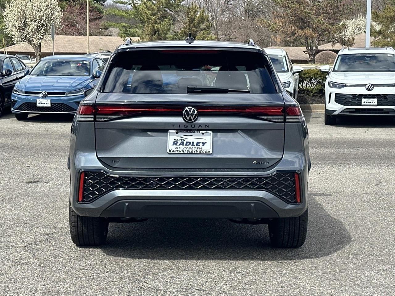 2026 Volkswagen Tiguan 2.0T SE R-Line Black Woodbridge VA