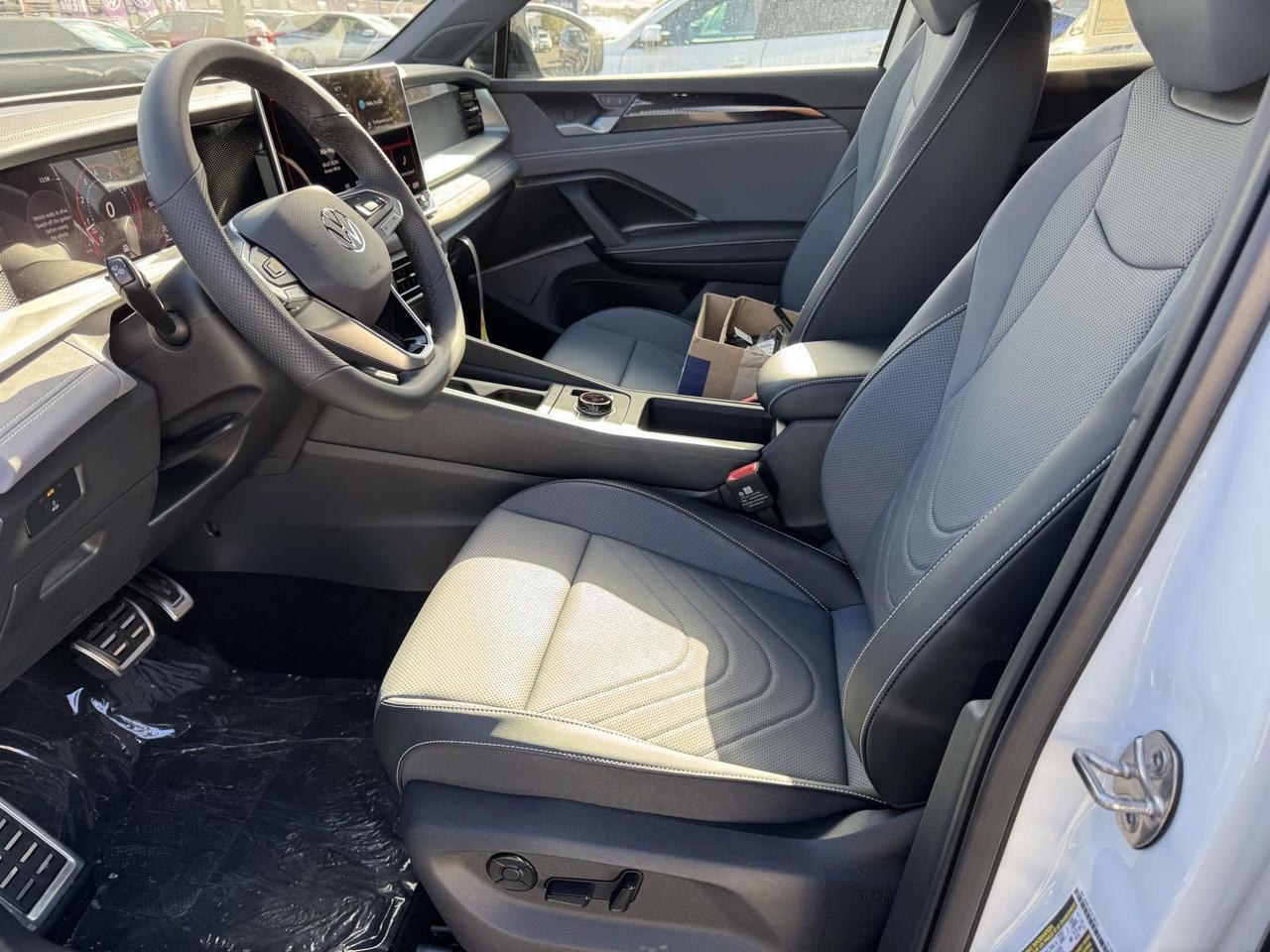 2026 Volkswagen Tiguan 2.0T SE R-Line Black Woodbridge VA