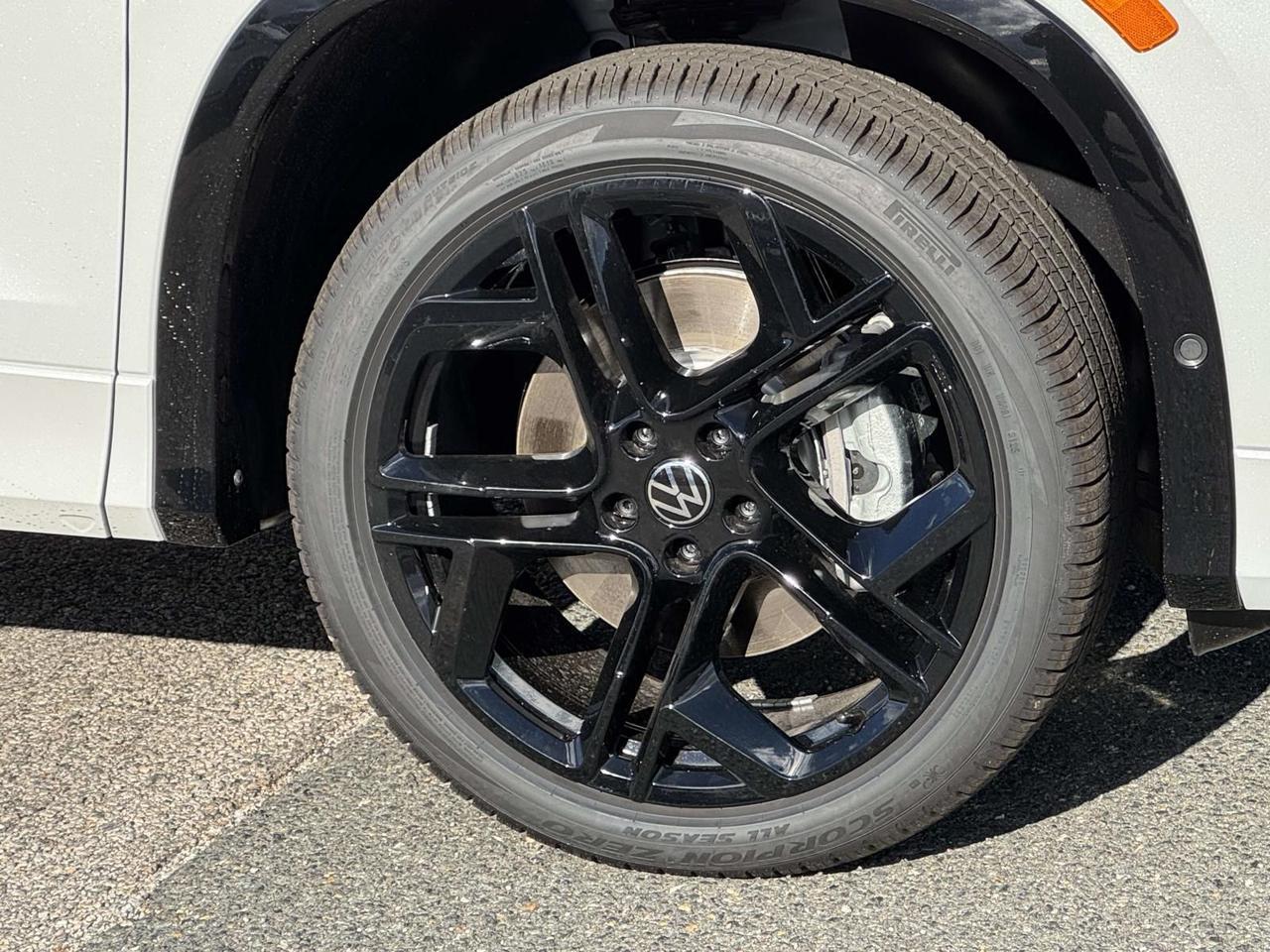 2026 Volkswagen Tiguan 2.0T SE R-Line Black Woodbridge VA