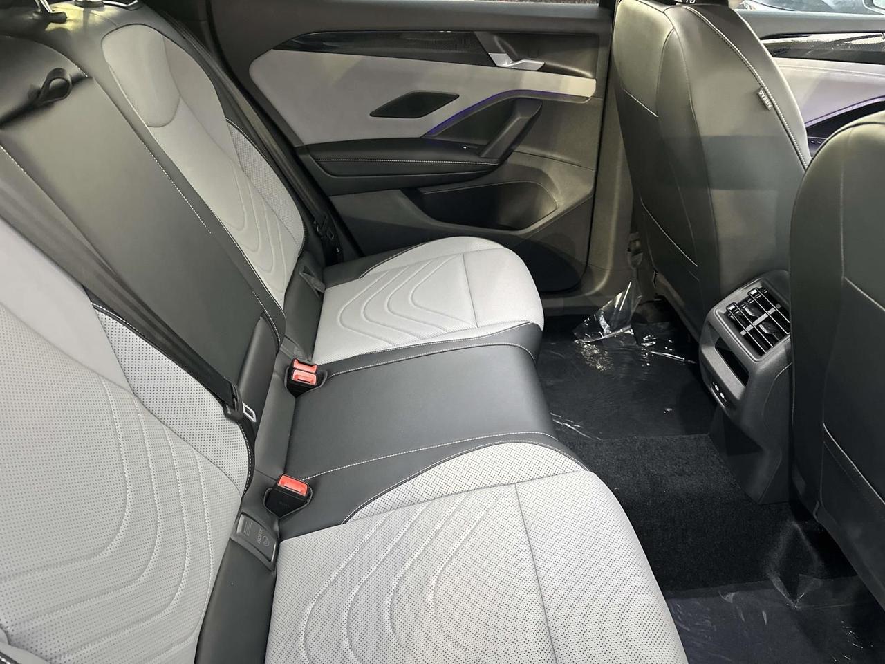 2026 Volkswagen Tiguan 2.0T SE R-Line Black Woodbridge VA