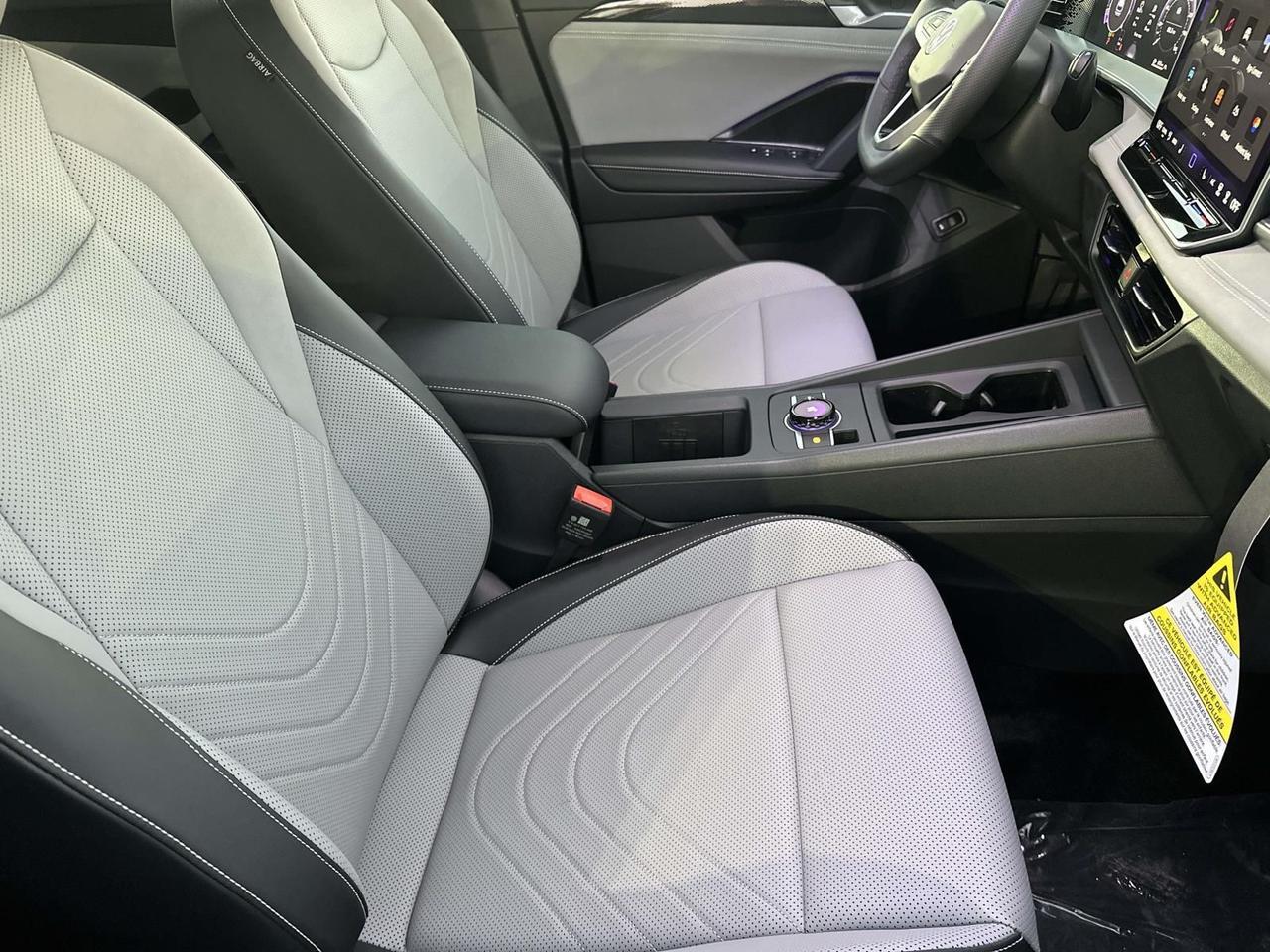 2026 Volkswagen Tiguan 2.0T SE R-Line Black Woodbridge VA