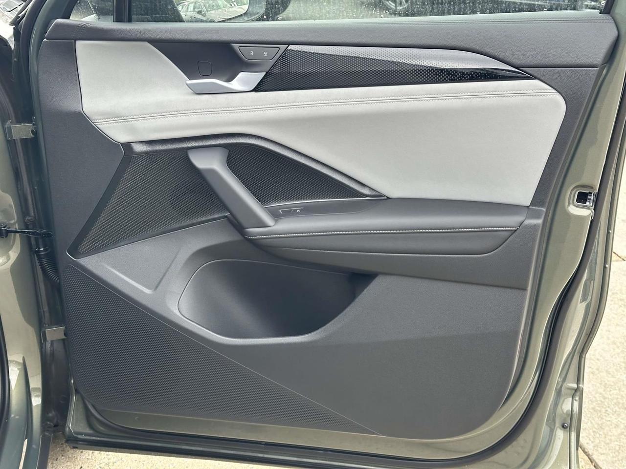 2026 Volkswagen Tiguan 2.0T SE R-Line Black Woodbridge VA