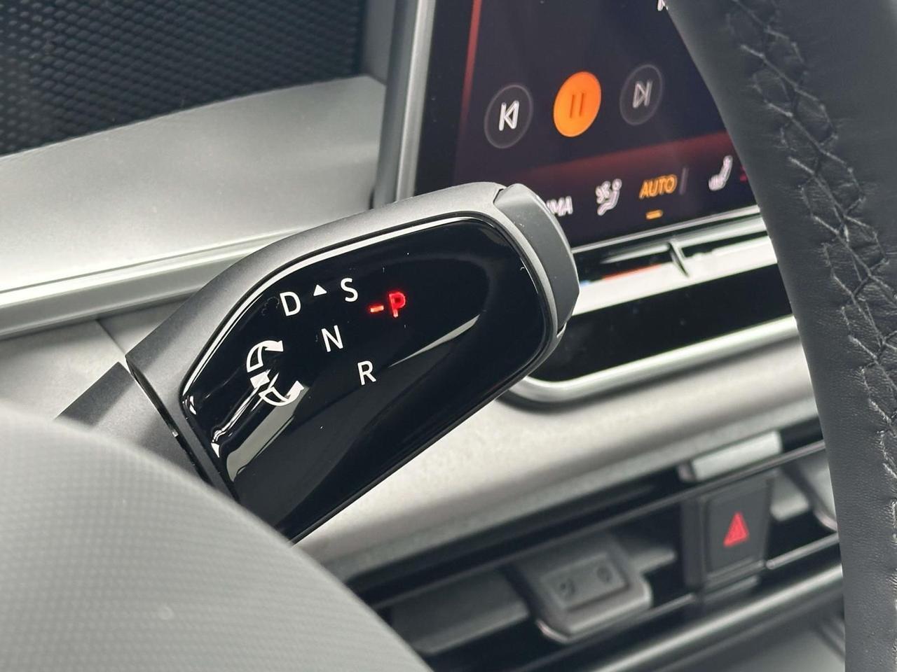 2026 Volkswagen Tiguan 2.0T SE R-Line Black Woodbridge VA