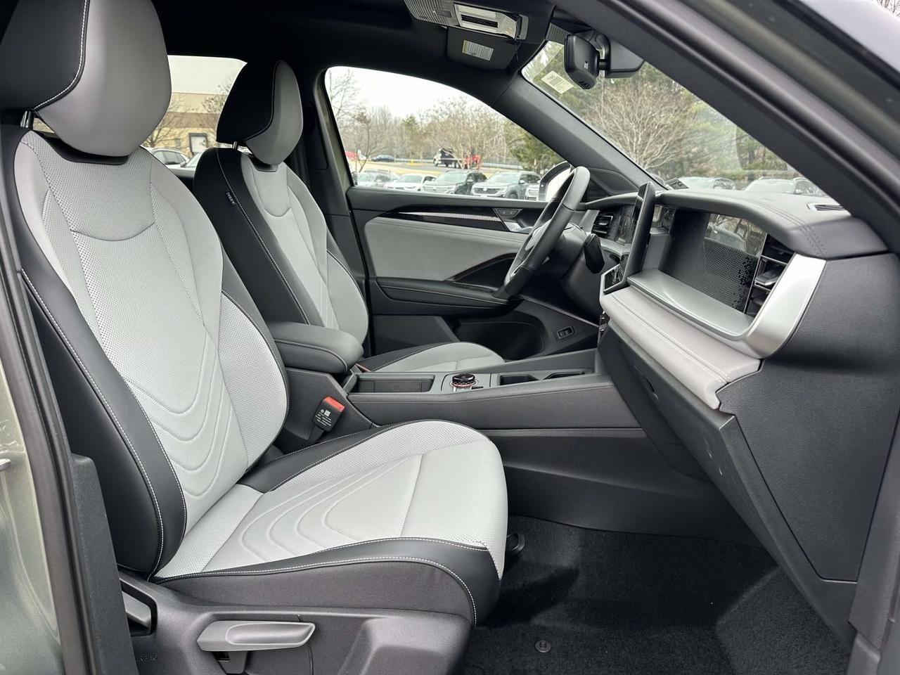 2026 Volkswagen Tiguan 2.0T SE R-Line Black Woodbridge VA