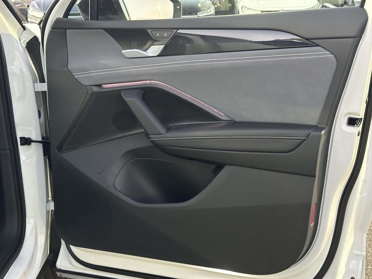 2026 Volkswagen Tiguan 2.0T SE R-Line Black Woodbridge VA