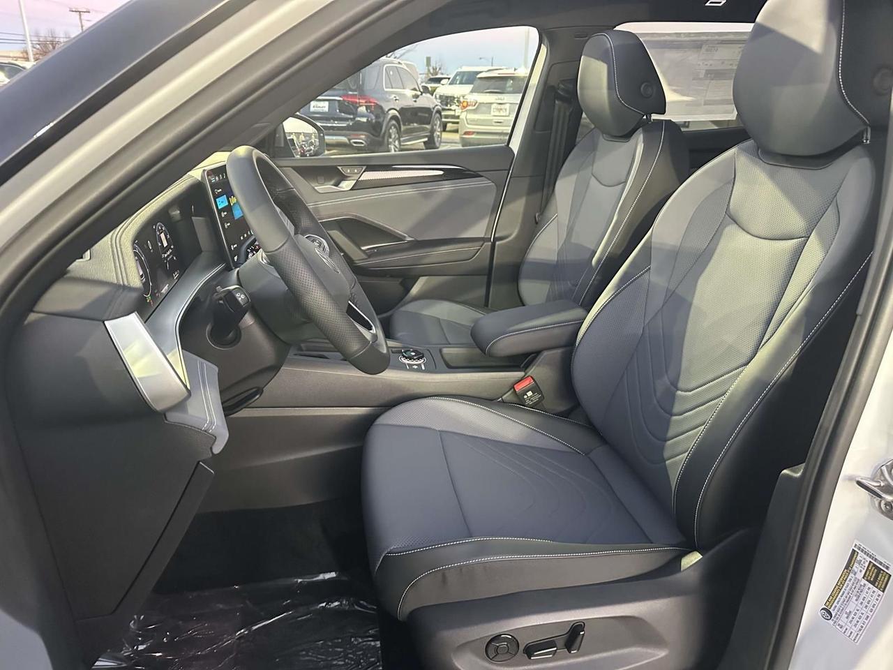 2026 Volkswagen Tiguan 2.0T SE R-Line Black Woodbridge VA