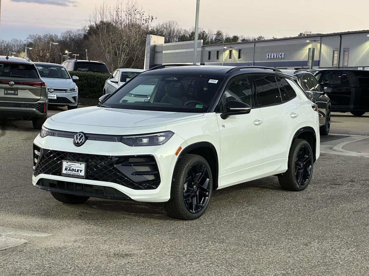 2026 Volkswagen Tiguan 2.0T SE R-Line Black Woodbridge VA