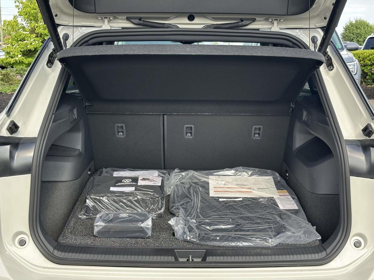 2026 Volkswagen Tiguan 2.0T SE R-Line Black Woodbridge VA