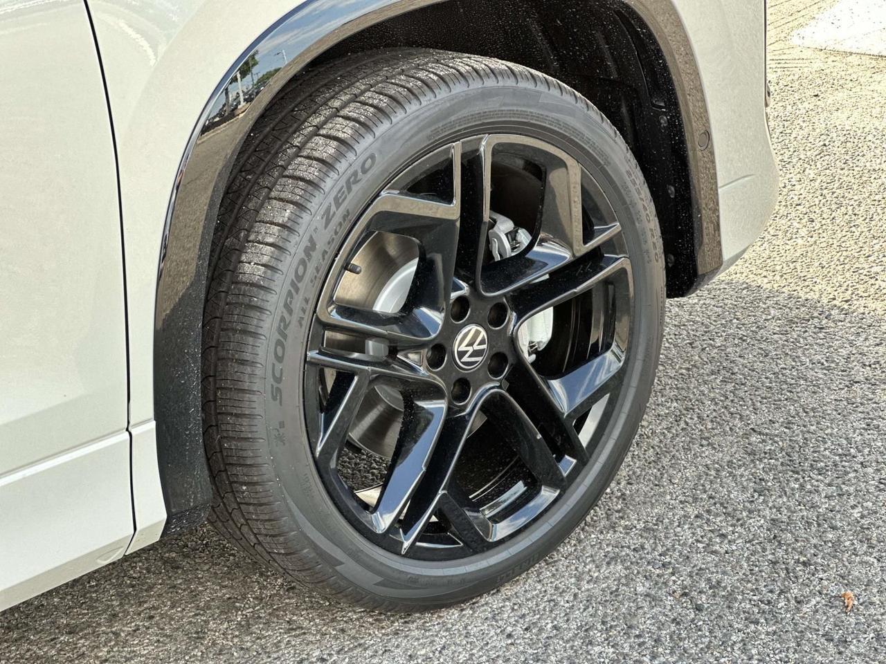 2026 Volkswagen Tiguan 2.0T SE R-Line Black Woodbridge VA