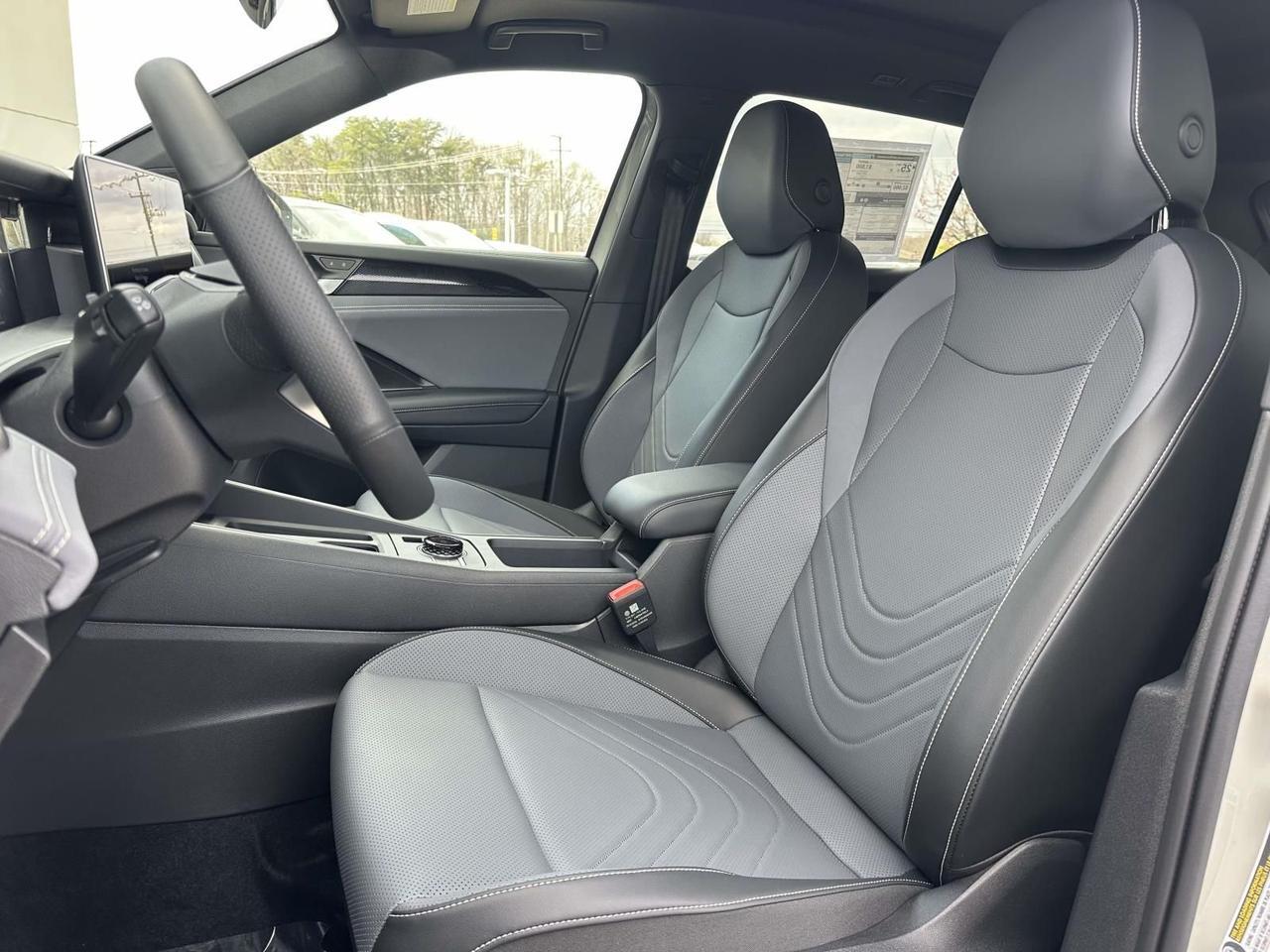 2026 Volkswagen Tiguan 2.0T SE R-Line Black Woodbridge VA