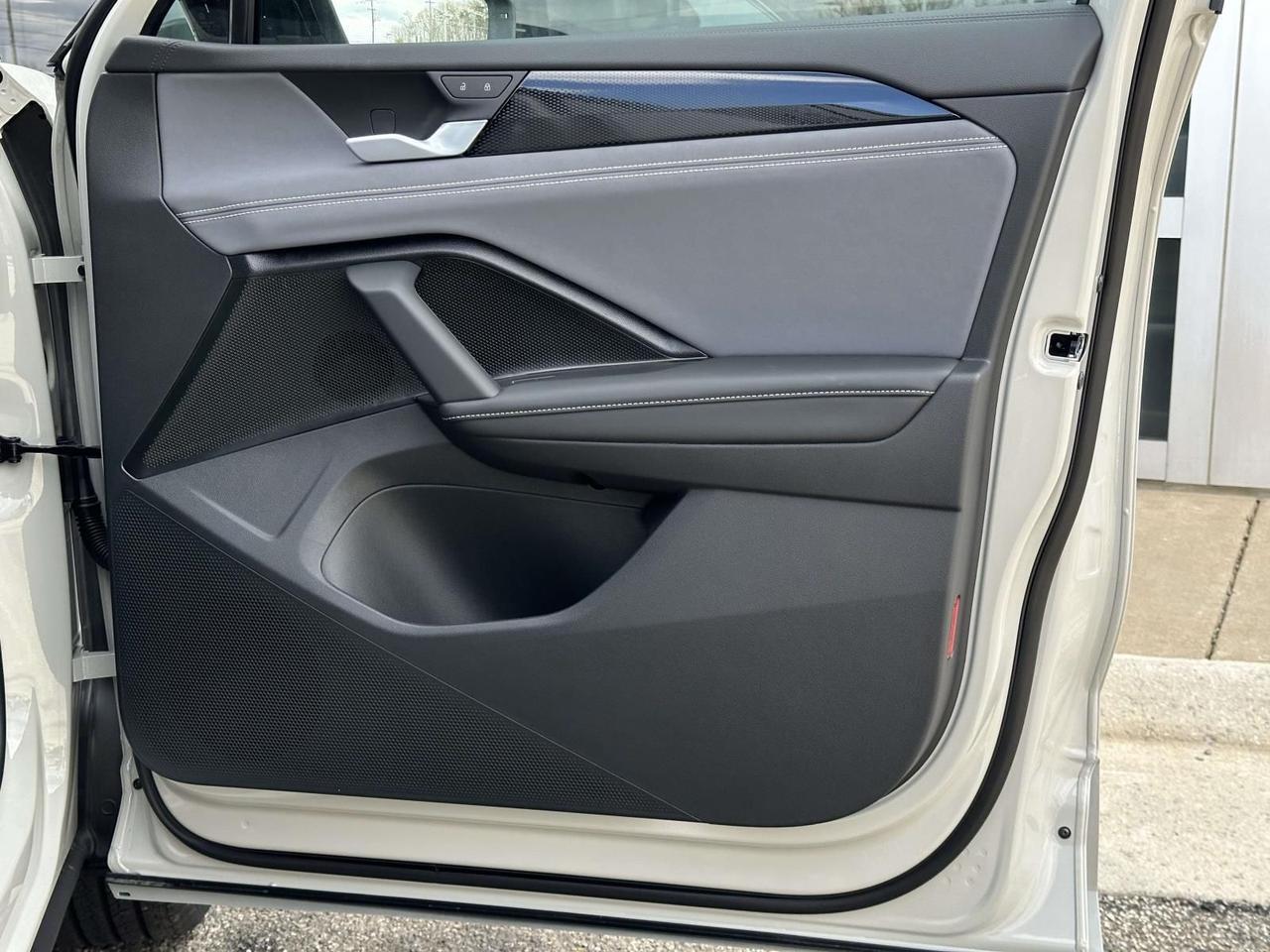 2026 Volkswagen Tiguan 2.0T SE R-Line Black Woodbridge VA