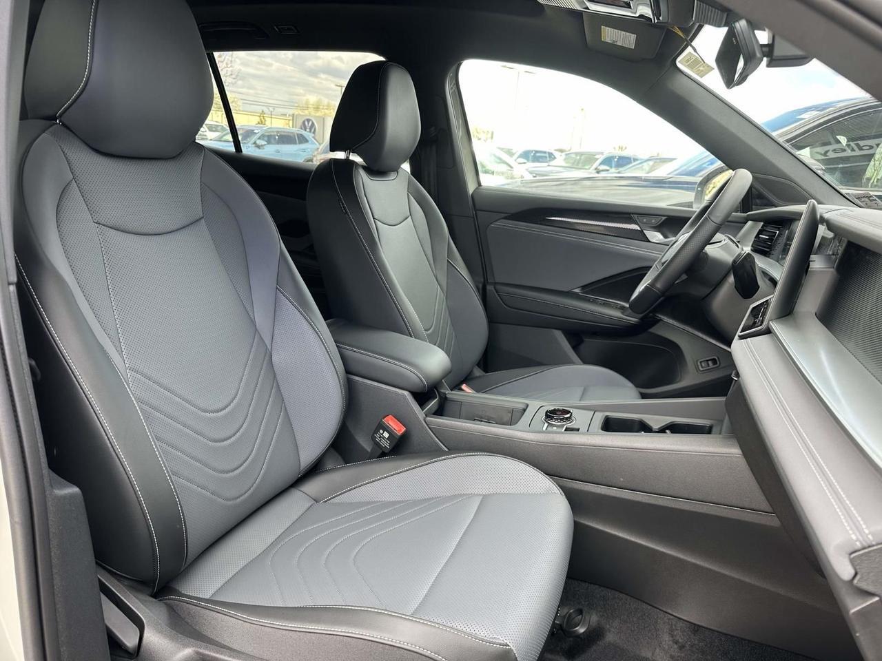 2026 Volkswagen Tiguan 2.0T SE R-Line Black Woodbridge VA