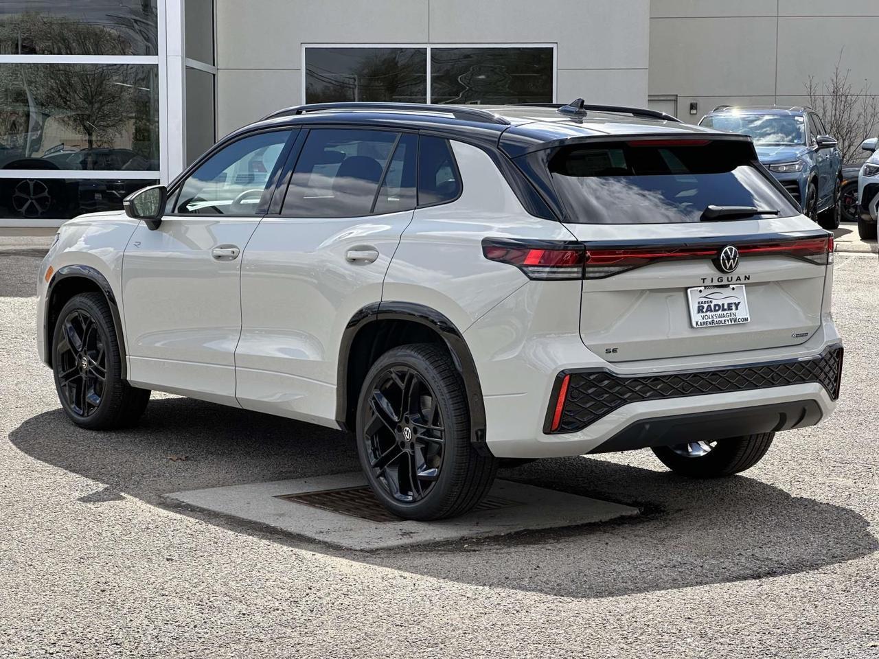 2026 Volkswagen Tiguan 2.0T SE R-Line Black Woodbridge VA