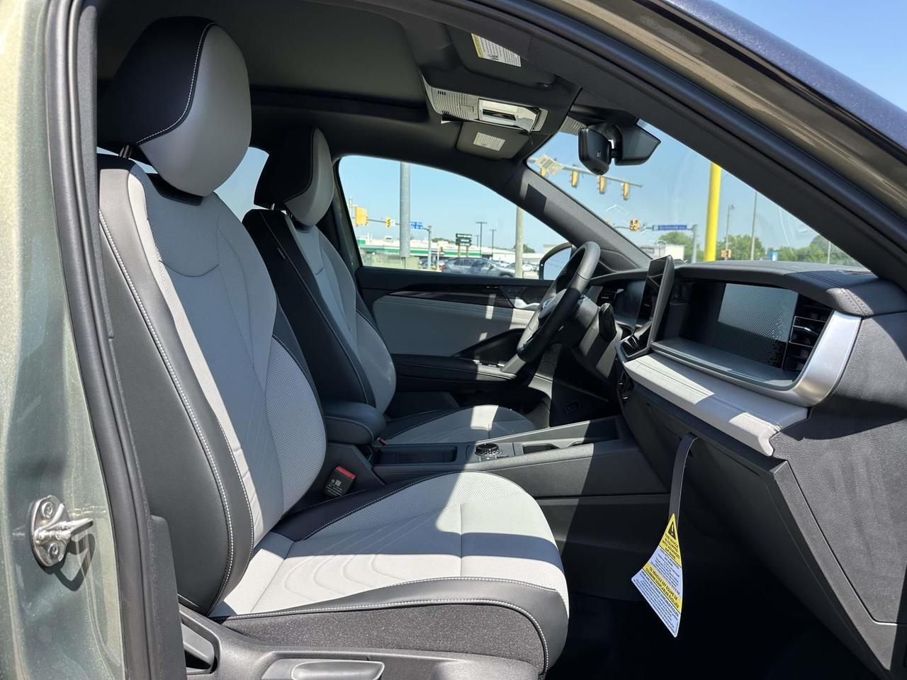 2026 Volkswagen Tiguan 2.0T SE R-Line Black Woodbridge VA