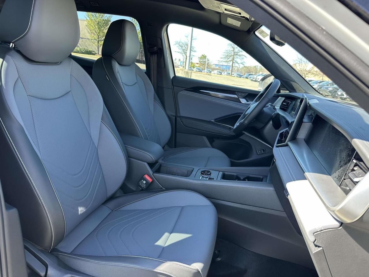 2026 Volkswagen Tiguan 2.0T SE R-Line Black Woodbridge VA