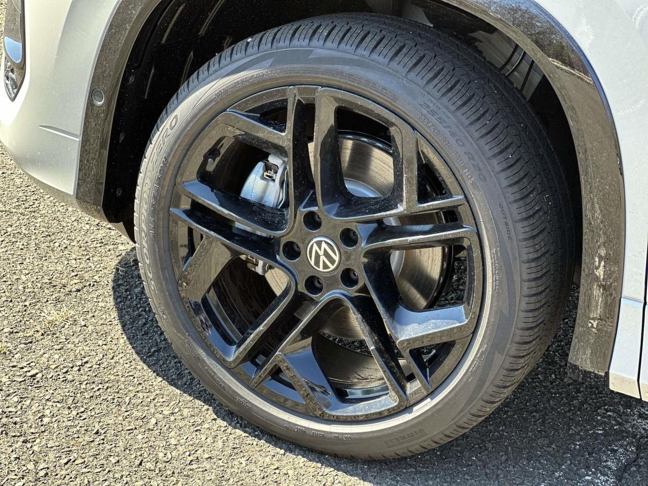 2026 Volkswagen Tiguan 2.0T SE R-Line Black Woodbridge VA