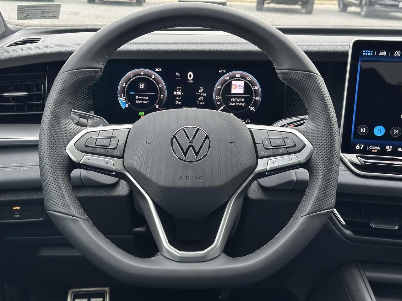 2026 Volkswagen Tiguan 2.0T SE R-Line Black Woodbridge VA